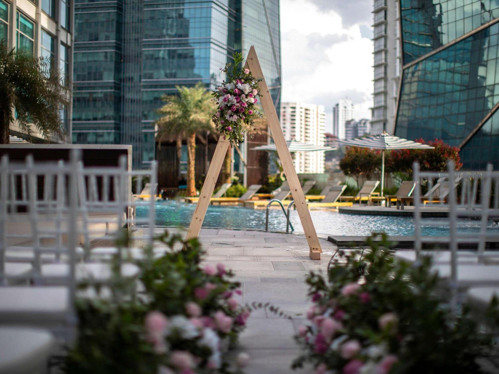 Готель Sofitel Kuala Lumpur Damansara Екстер'єр фото
