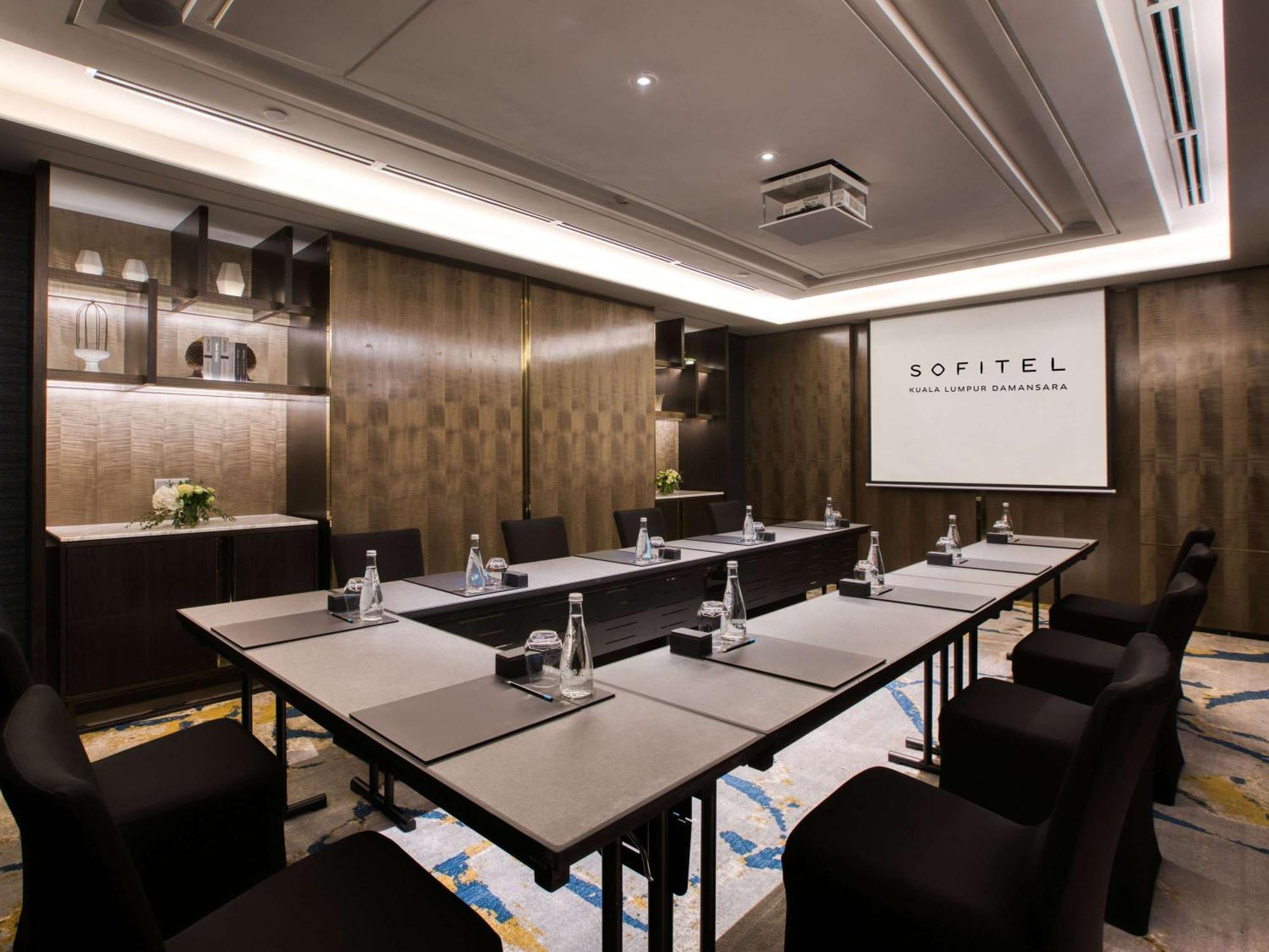 Готель Sofitel Kuala Lumpur Damansara Екстер'єр фото
